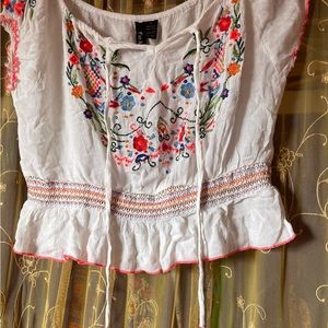 Peasant shirt embroidered boho